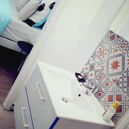 Douillet, Proche De Toutes Commodites * Кретей